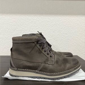 Men's Grey Leather Boots